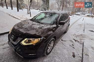 Позашляховик / Кросовер Nissan X-Trail 2017 в Києві