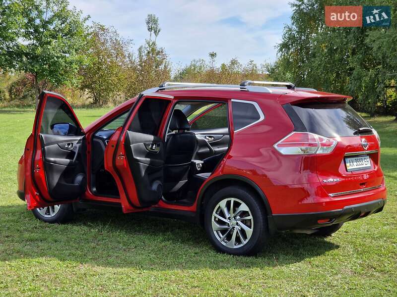 Внедорожник / Кроссовер Nissan X-Trail 2014 в Харькове