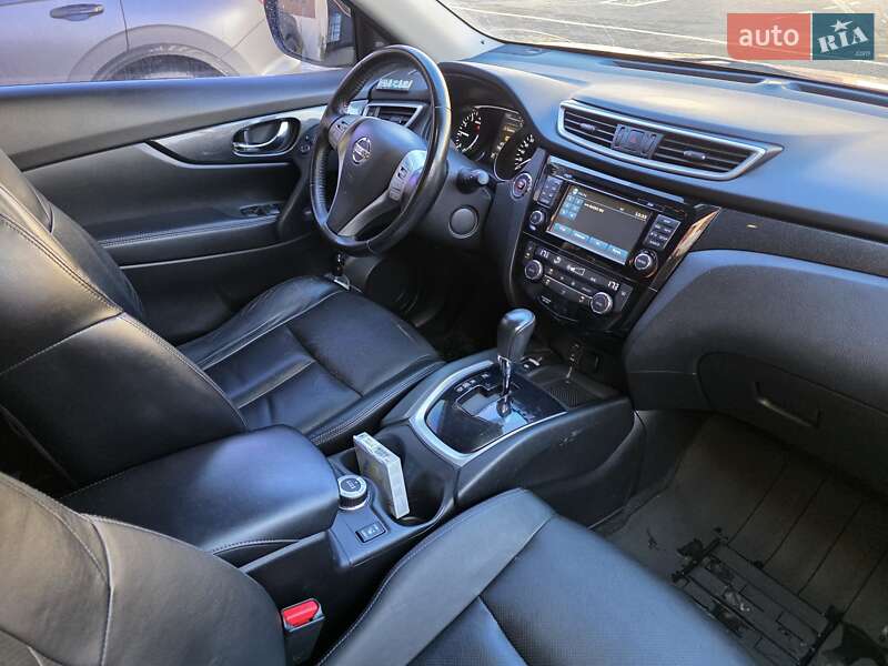 Внедорожник / Кроссовер Nissan X-Trail 2014 в Харькове