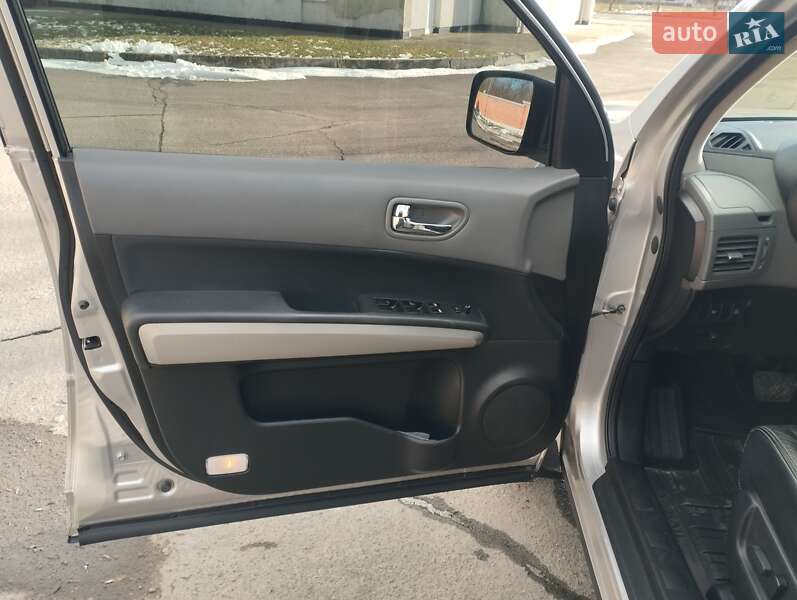 Позашляховик / Кросовер Nissan X-Trail 2008 в Дрогобичі фото 10 Позашляховик / Кросовер Nissan X-Trail 2008 в Дрогобичі