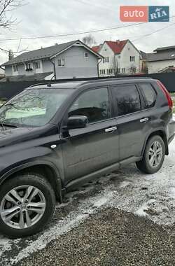Позашляховик / Кросовер Nissan X-Trail 2014 в Мукачевому