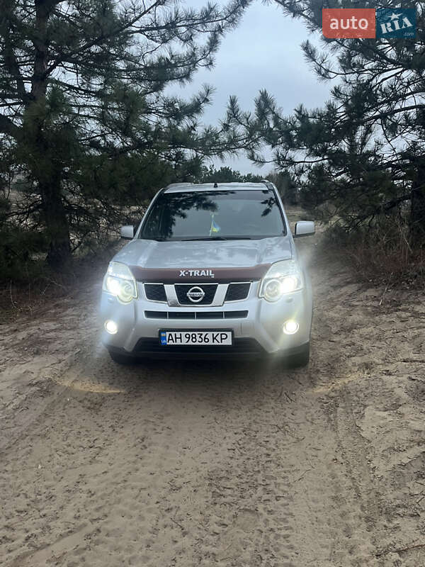 Внедорожник / Кроссовер Nissan X-Trail 2011 в Днепре