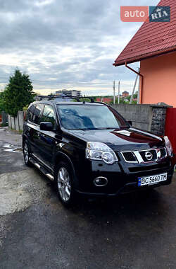 Позашляховик / Кросовер Nissan X-Trail 2011 в Львові