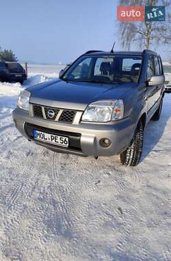 Внедорожник / Кроссовер Nissan X-Trail 2000 в Луцке