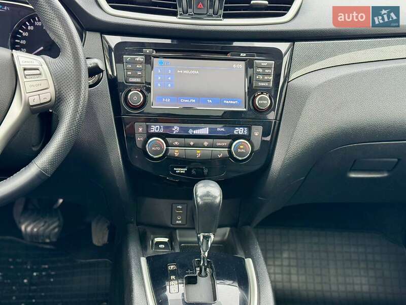 Внедорожник / Кроссовер Nissan X-Trail 2014 в Киеве