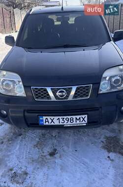 Внедорожник / Кроссовер Nissan X-Trail 2004 в Харькове