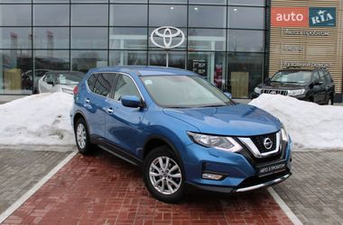 Внедорожник / Кроссовер Nissan X-Trail 2018 в Черкассах