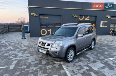 Позашляховик / Кросовер Nissan X-Trail 2010 в Львові