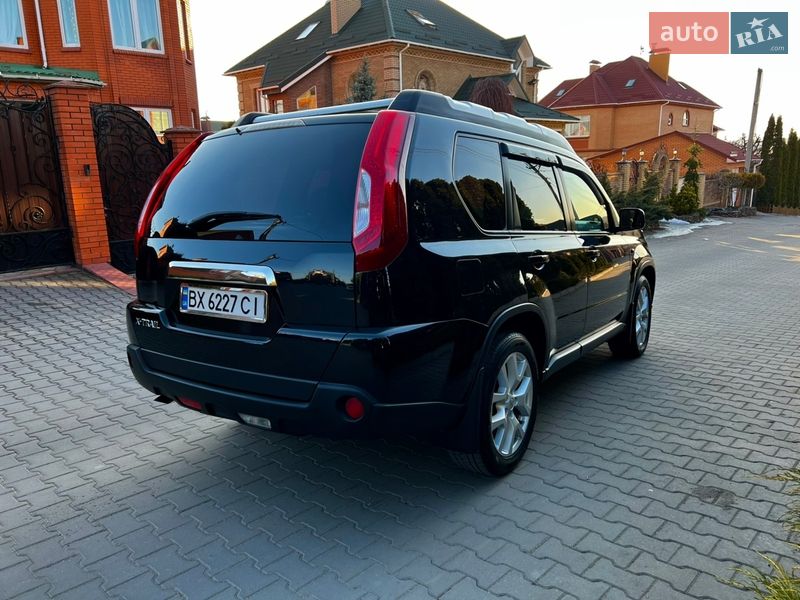 Внедорожник / Кроссовер Nissan X-Trail 2010 в Хмельницком