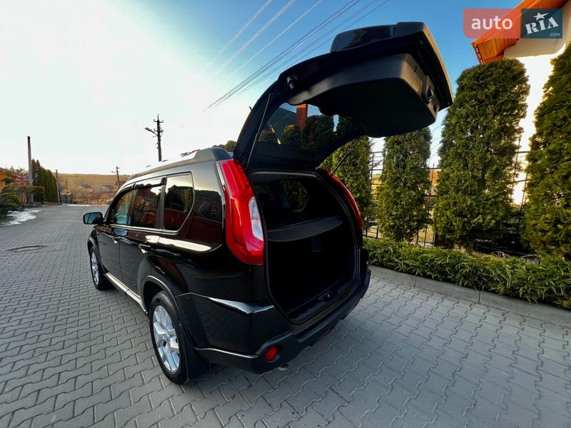 Внедорожник / Кроссовер Nissan X-Trail 2010 в Хмельницком