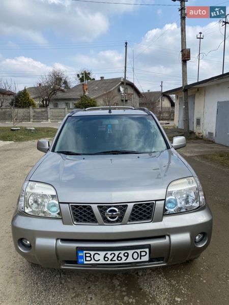 Внедорожник / Кроссовер Nissan X-Trail 2004 в Стрые