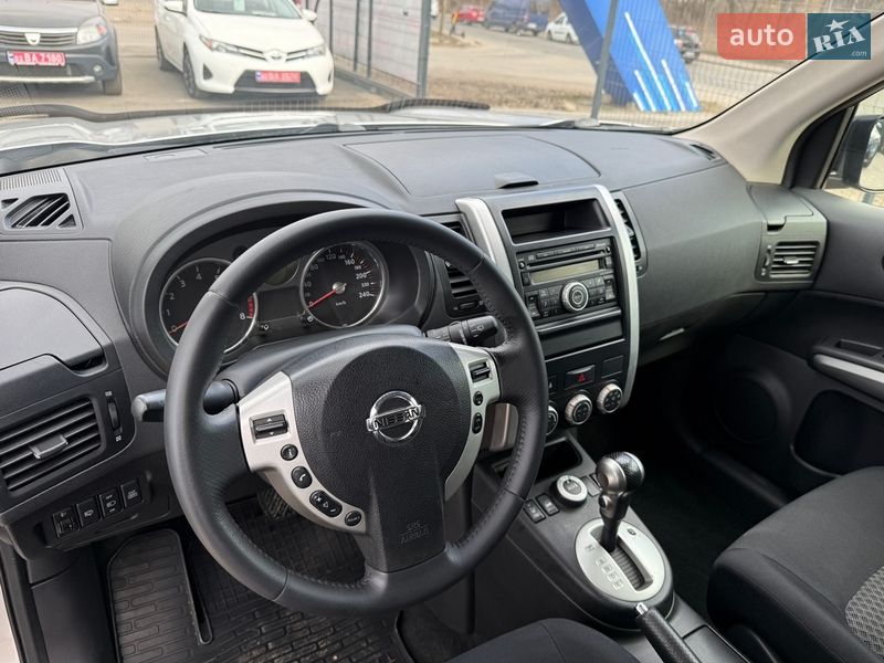 Внедорожник / Кроссовер Nissan X-Trail 2010 в Виннице