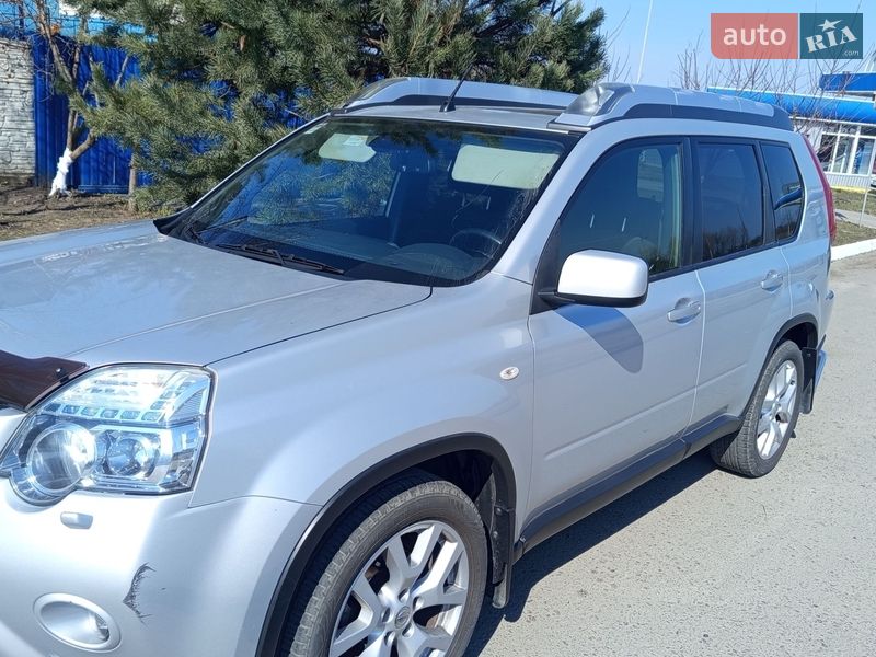 Внедорожник / Кроссовер Nissan X-Trail 2012 в Ровно