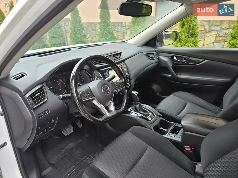 Nissan X-Trail 2018 VIN JN1TCAT32U0122181 фото оголошення 14 з 113
