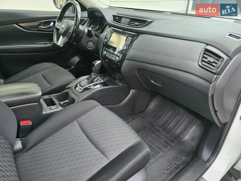 Nissan X-Trail 2018 VIN JN1TCAT32U0122181 фото оголошення 32 з 113