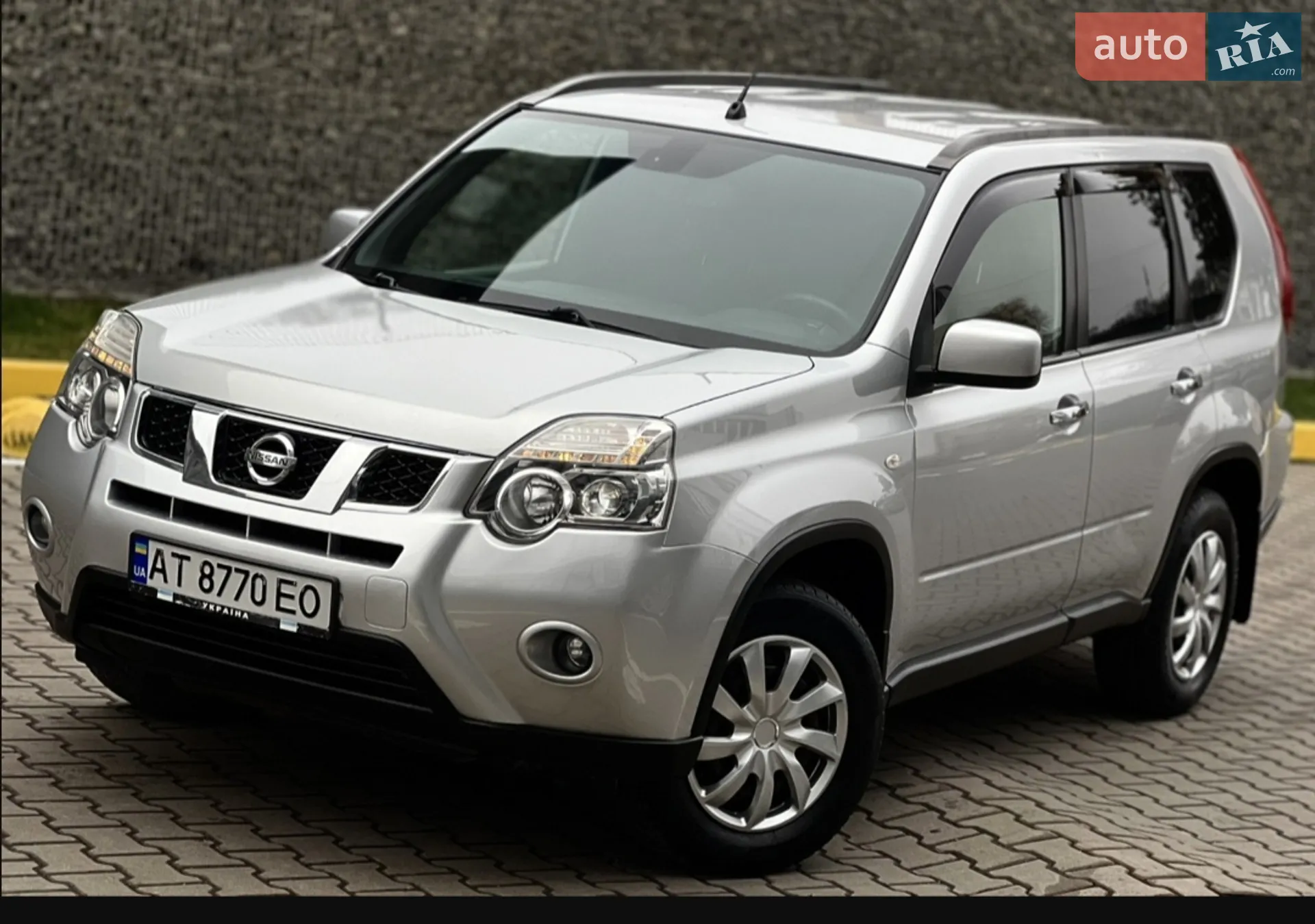 2010 Nissan X-Trail - фото 1
