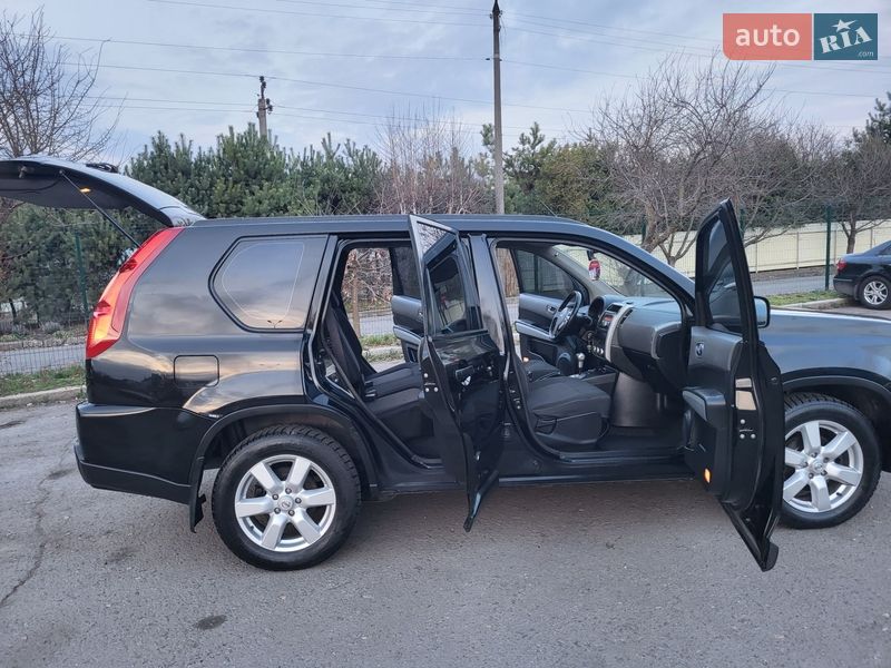 Внедорожник / Кроссовер Nissan X-Trail 2008 в Хмельницком