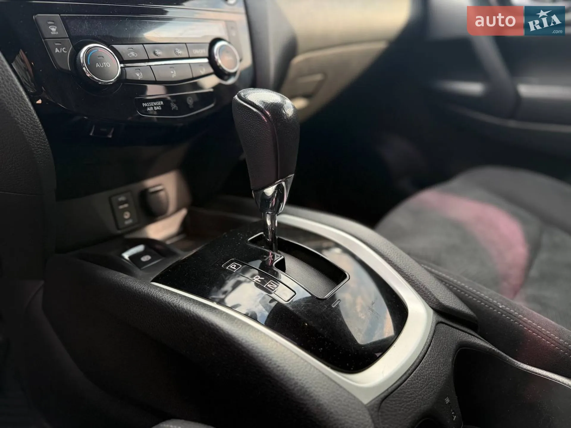 2017 Nissan X-Trail - мініатюра 21