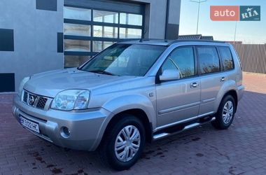 Внедорожник / Кроссовер Nissan X-Trail 2006 в Сарнах