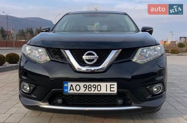 Позашляховик / Кросовер Nissan X-Trail 2015 в Хусті