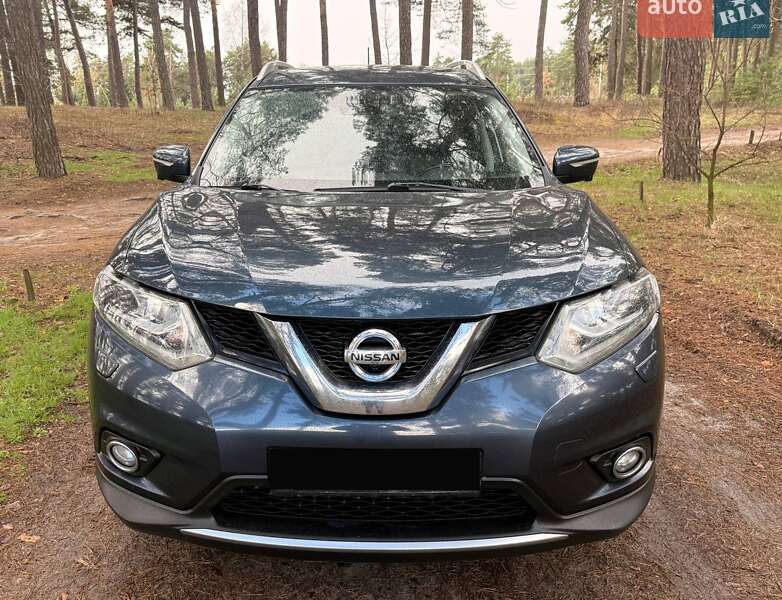 Внедорожник / Кроссовер Nissan X-Trail 2016 в Ахтырке