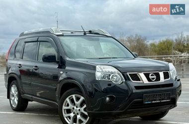 Позашляховик / Кросовер Nissan X-Trail 2013 в Києві