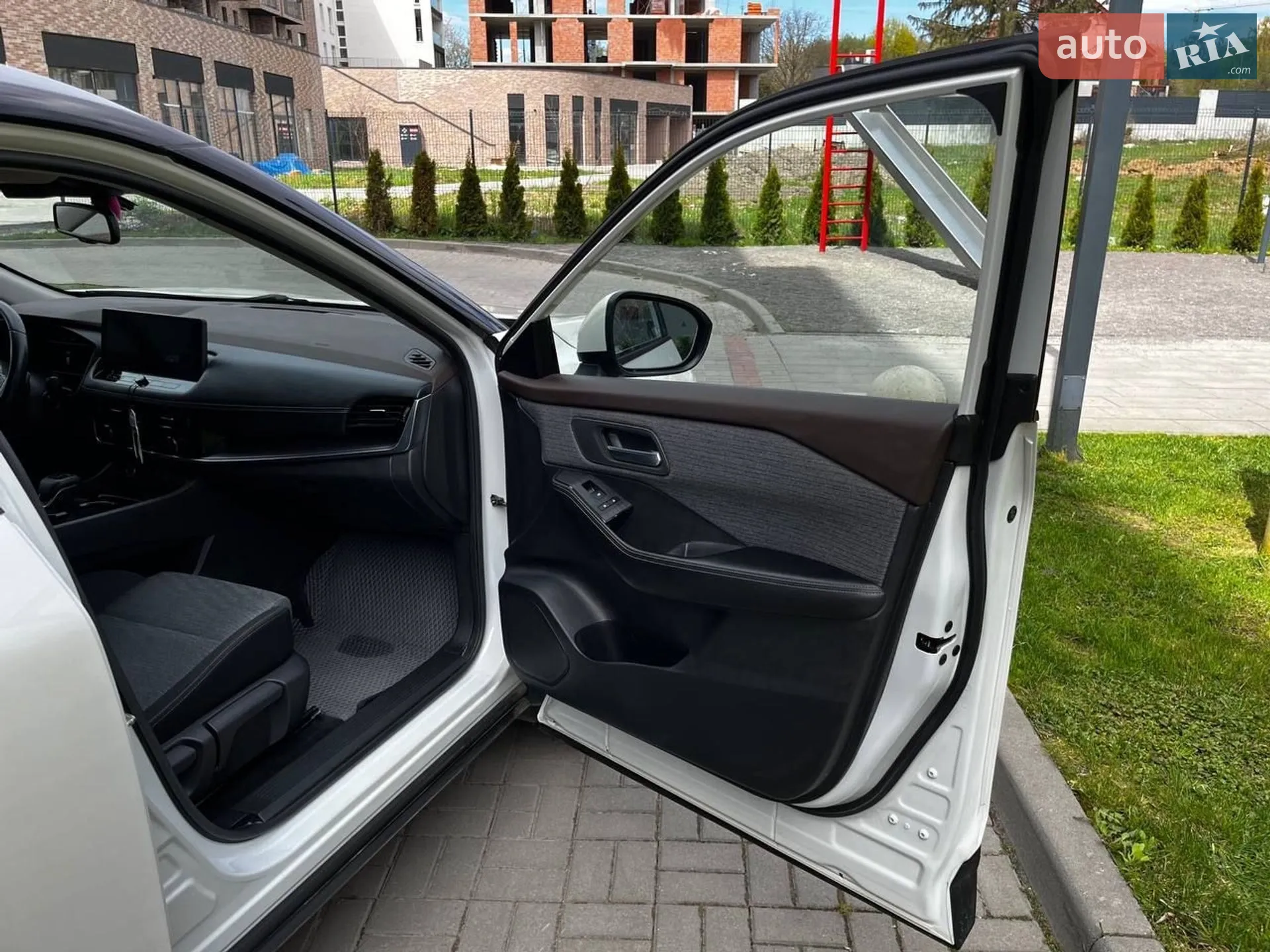 2023 Nissan X-Trail - мініатюра 27