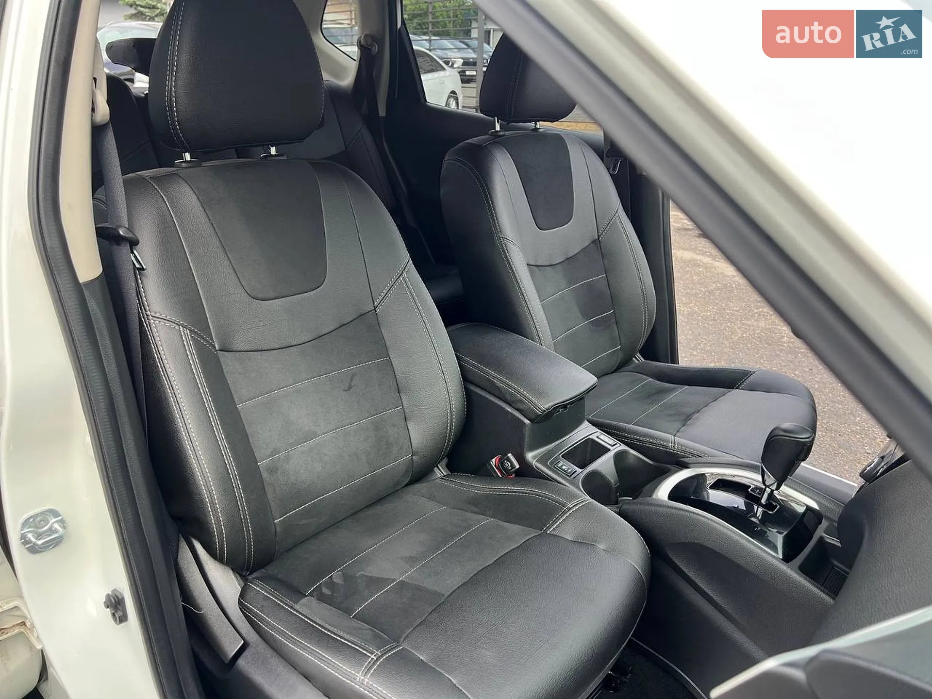 2017 Nissan X-Trail - мініатюра 29