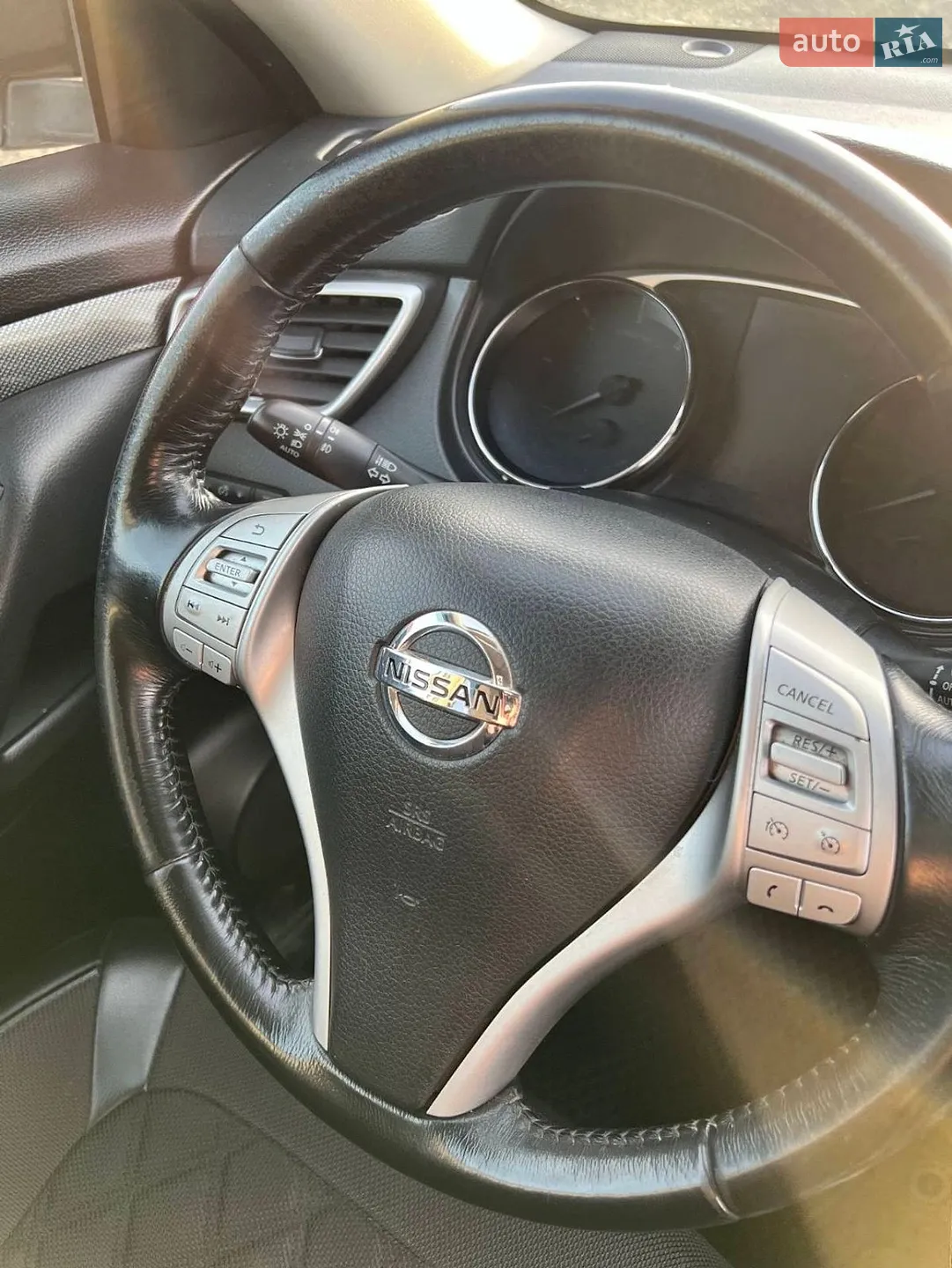 2015 Nissan X-Trail - мініатюра 31