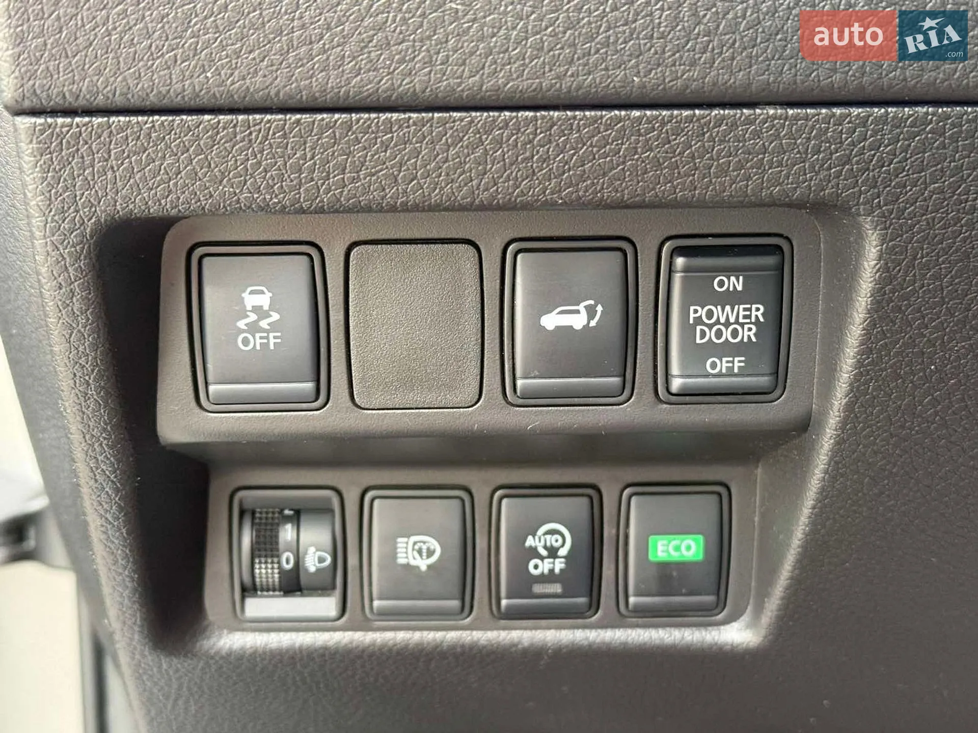 2018 Nissan X-Trail - мініатюра 38