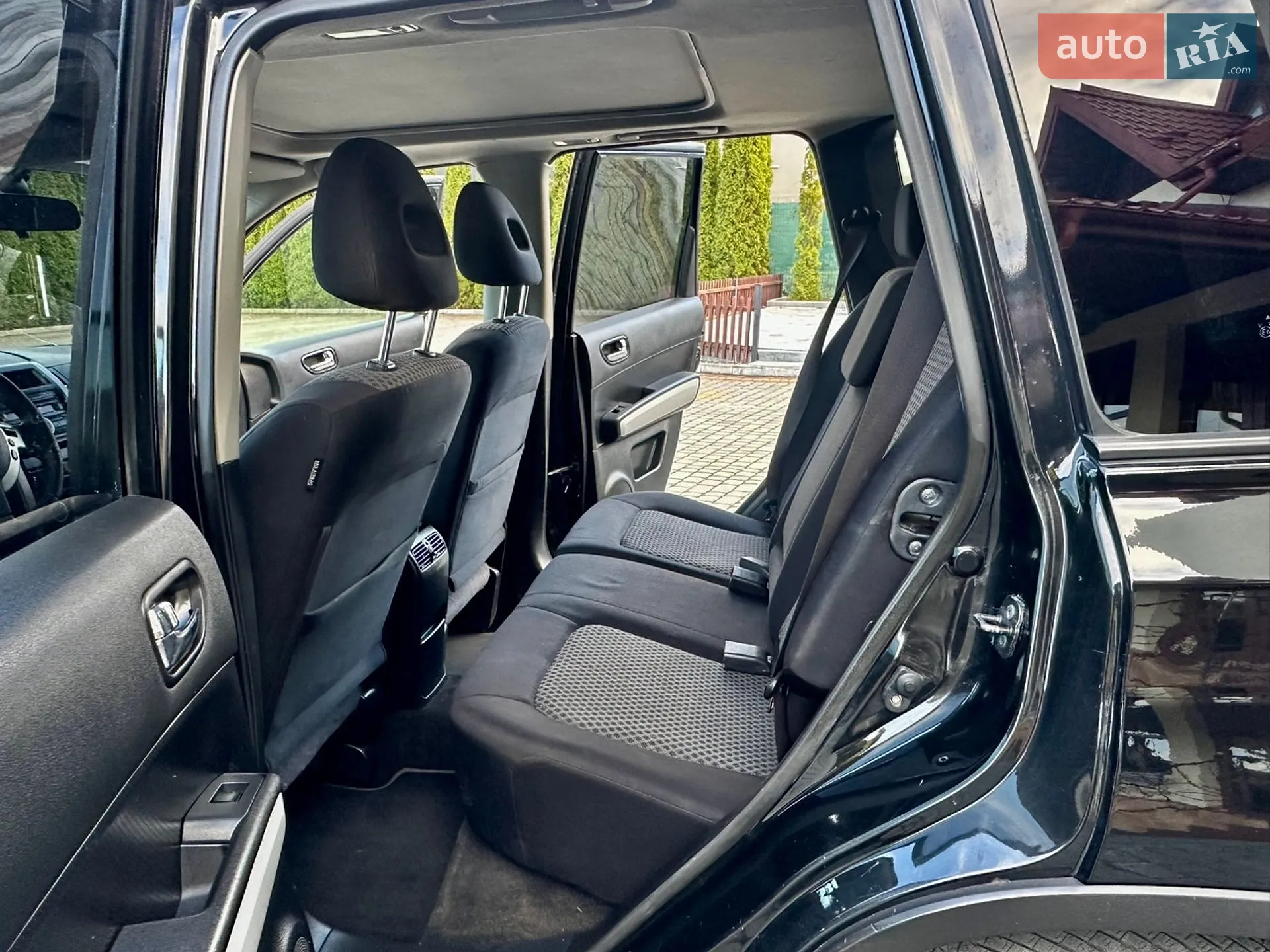 2010 Nissan X-Trail - мініатюра 28