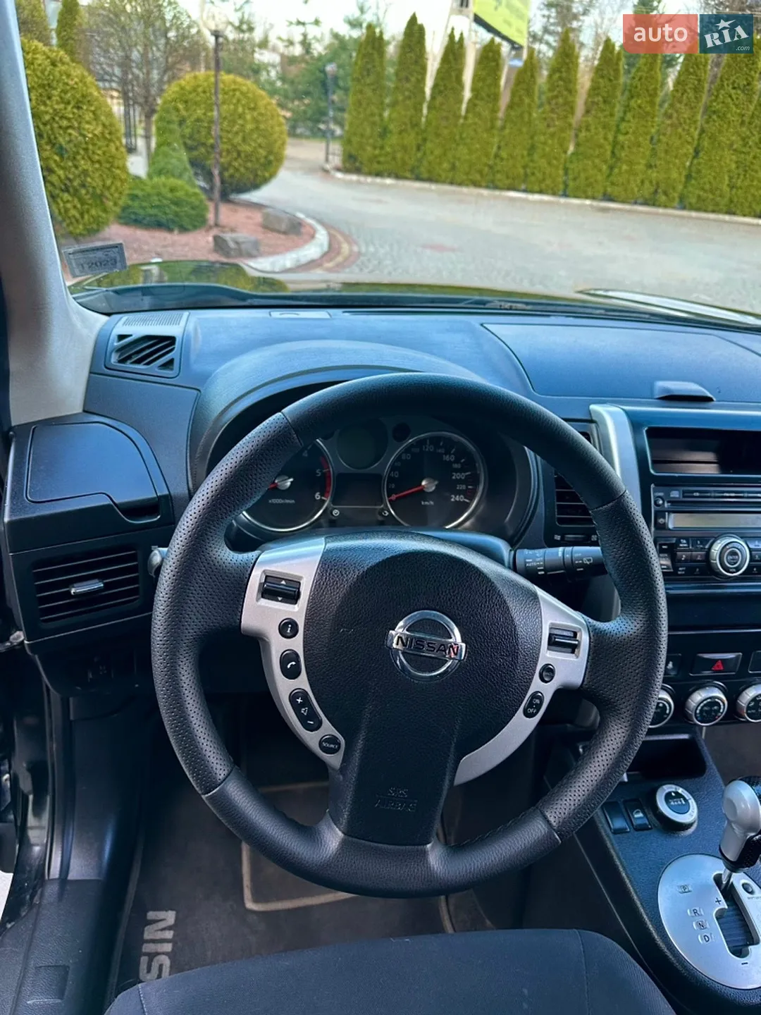 2010 Nissan X-Trail - мініатюра 32