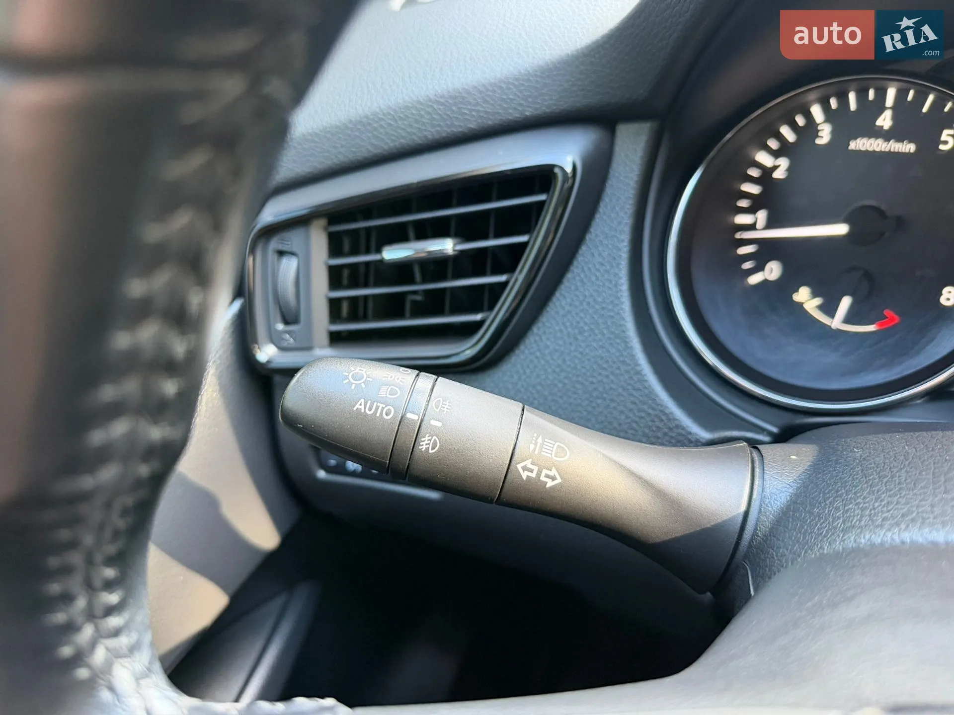 2020 Nissan X-Trail - мініатюра 31