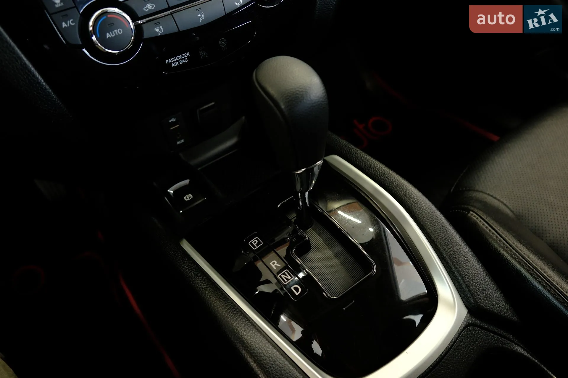 2015 Nissan X-Trail - мініатюра 15