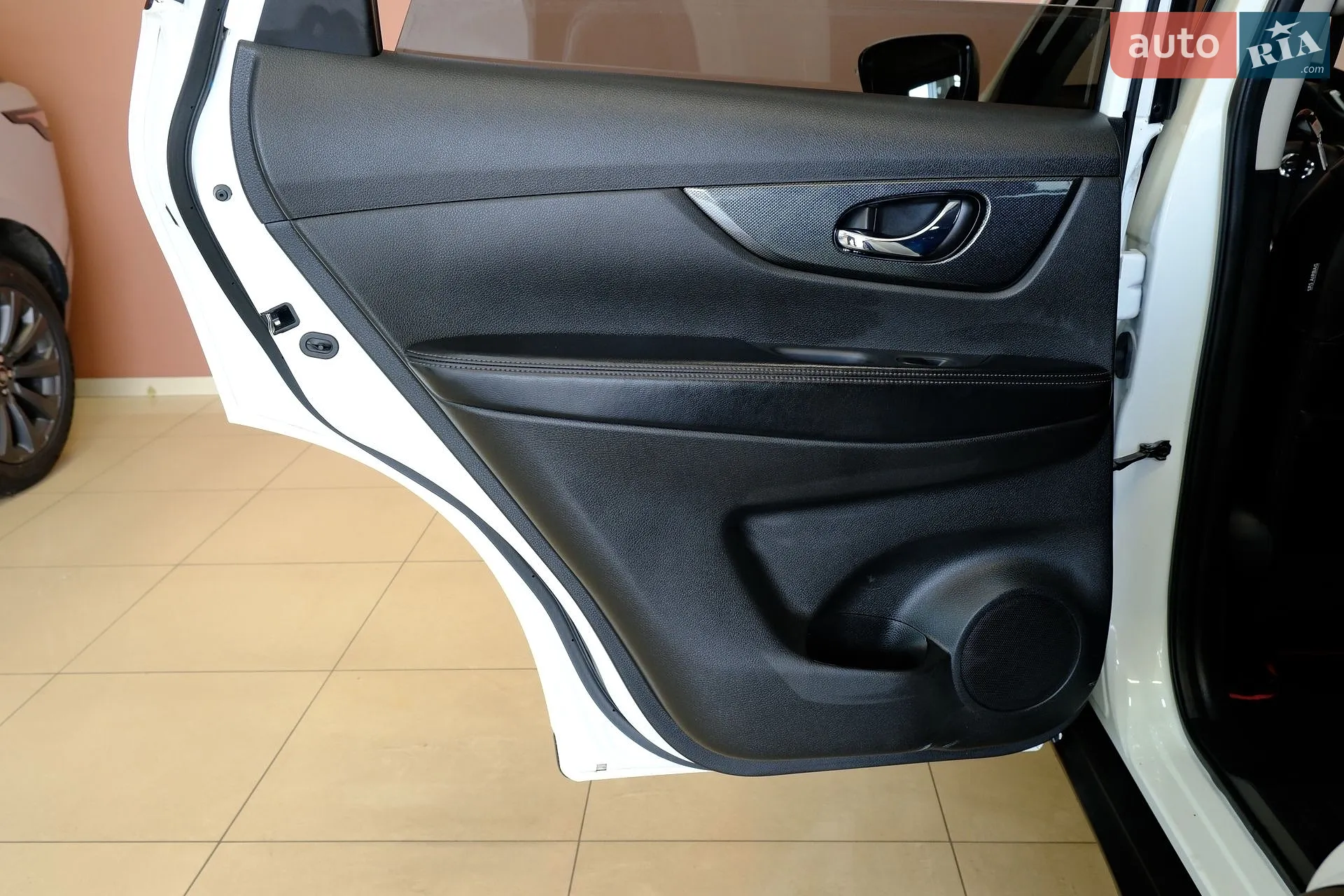 2015 Nissan X-Trail - мініатюра 30