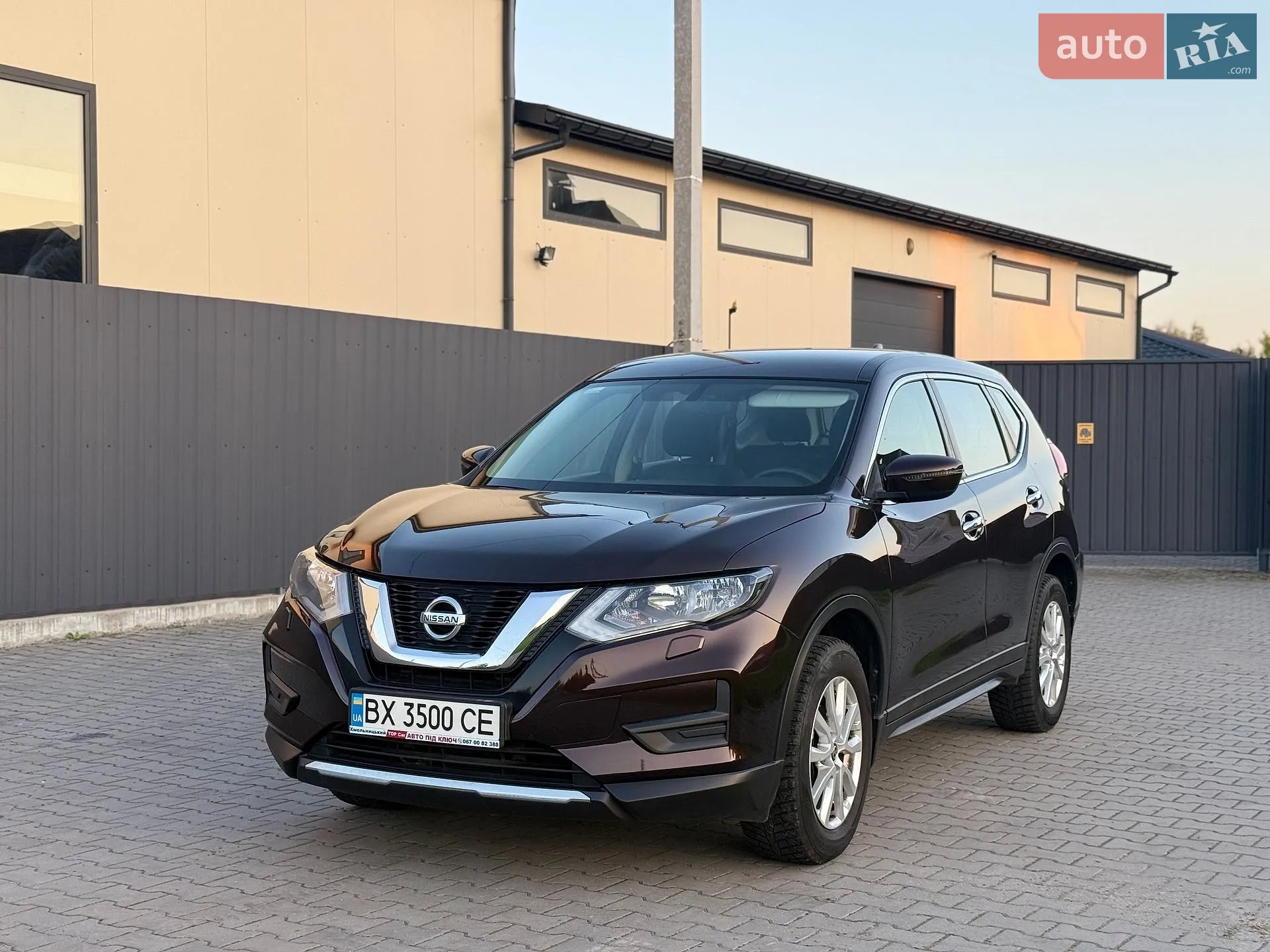 2017 Nissan X-Trail - мініатюра 2