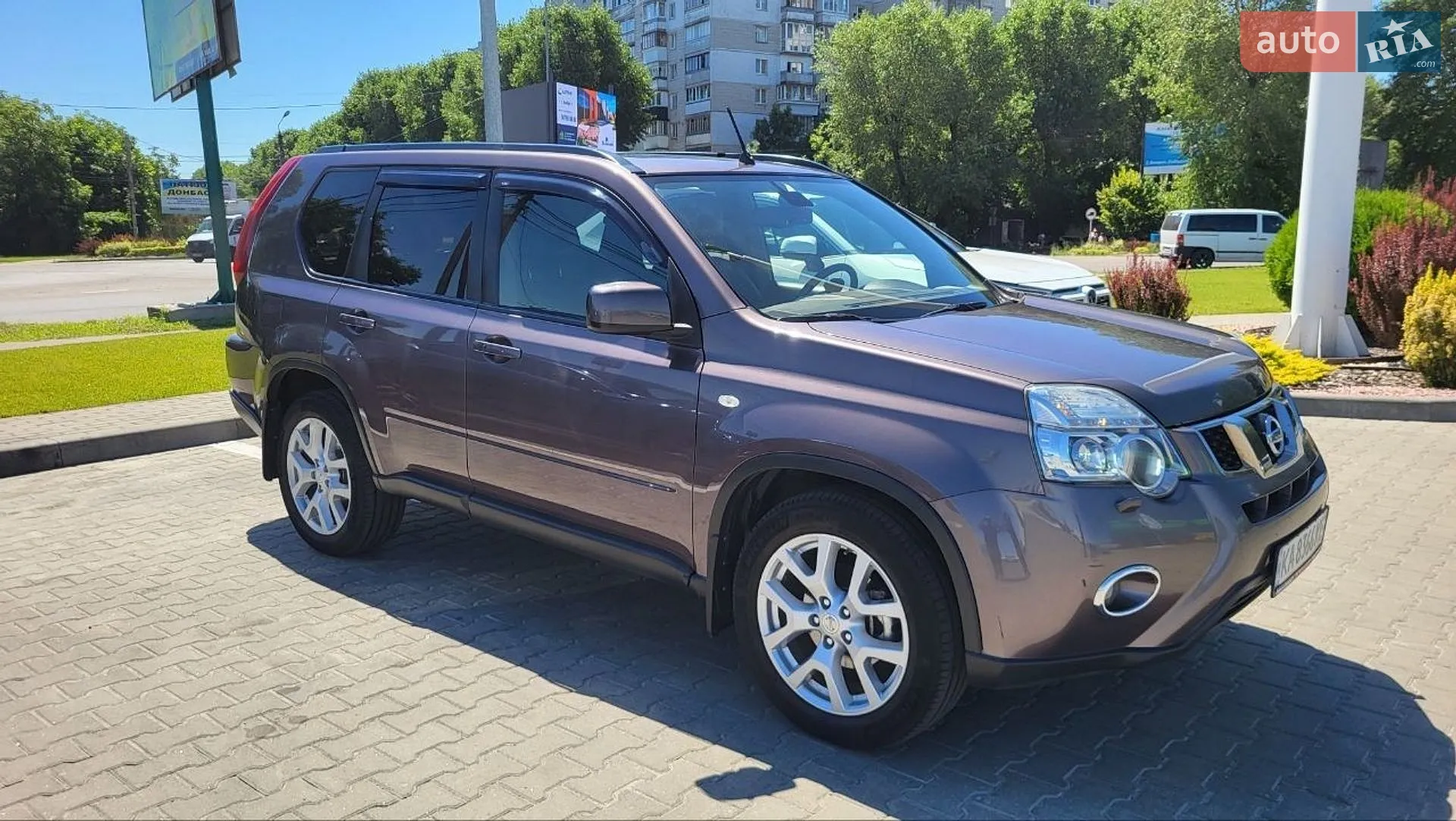 2011 Nissan X-Trail - мініатюра 2