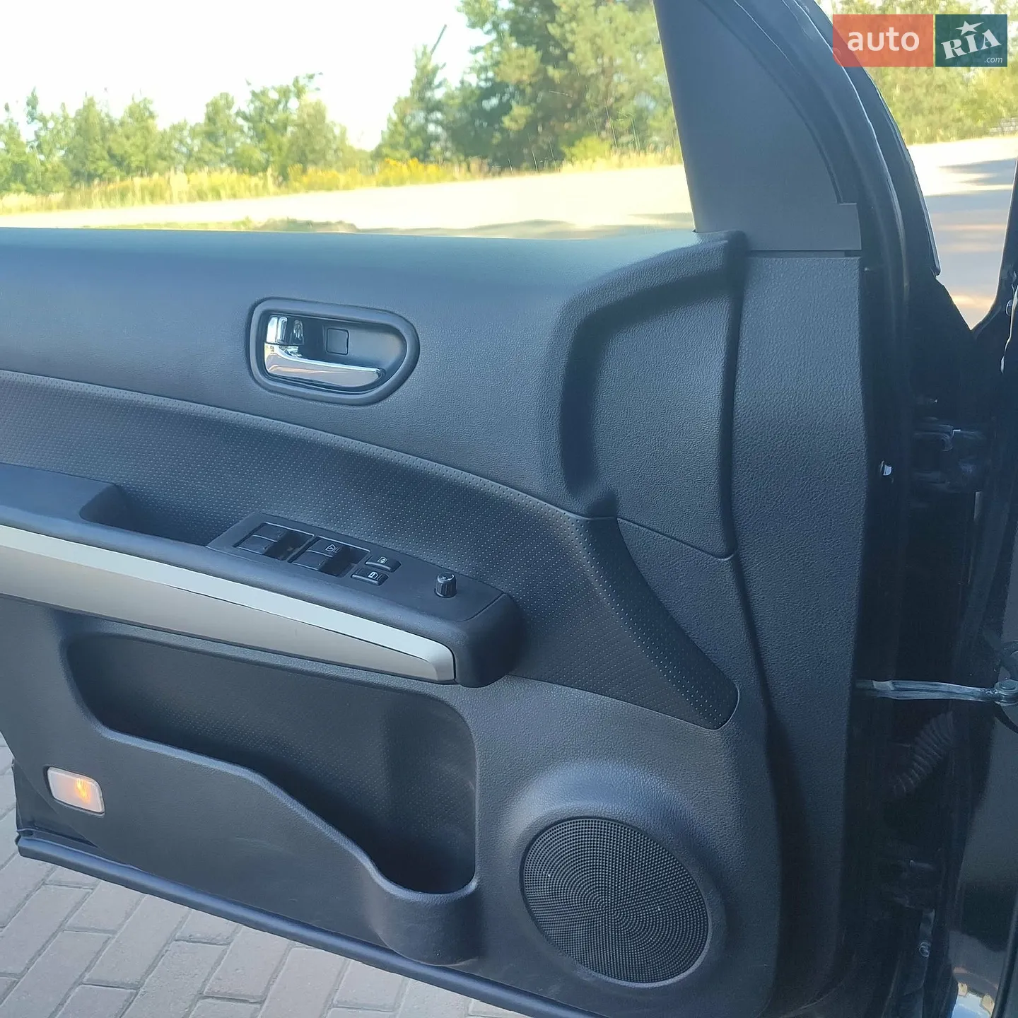 2010 Nissan X-Trail - мініатюра 21