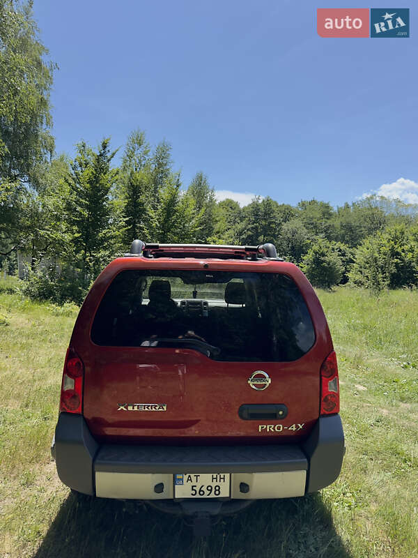 Позашляховик / Кросовер Nissan Xterra 2012 в Косові