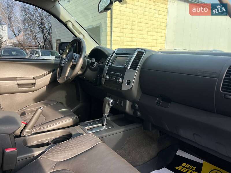 Внедорожник / Кроссовер Nissan Xterra 2013 в Ивано-Франковске