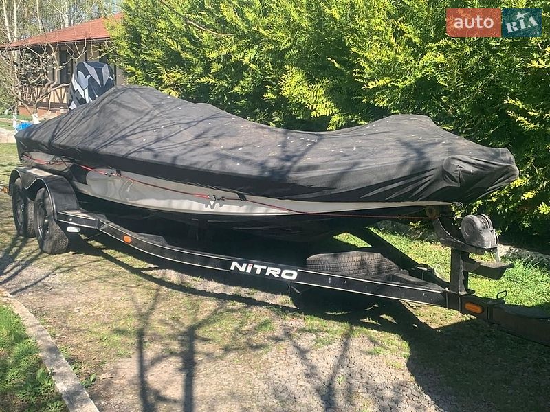 Катер Nitro Z 2010 в Києві