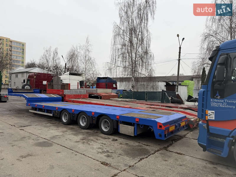 Низкорамная платформа Nooteboom OSD 2006 в Черновцах