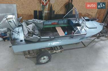 Човен Обь 1 1972 в Запоріжжі
