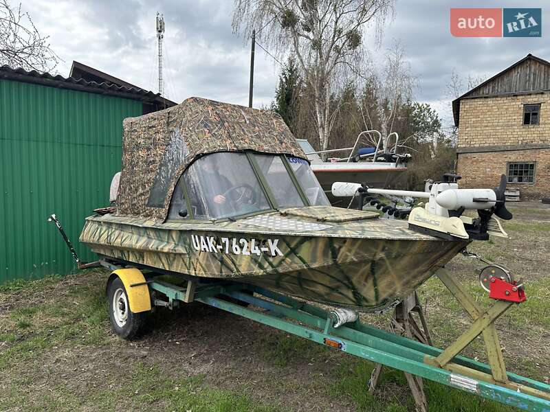 Лодка Обь 1 1970 в Киеве