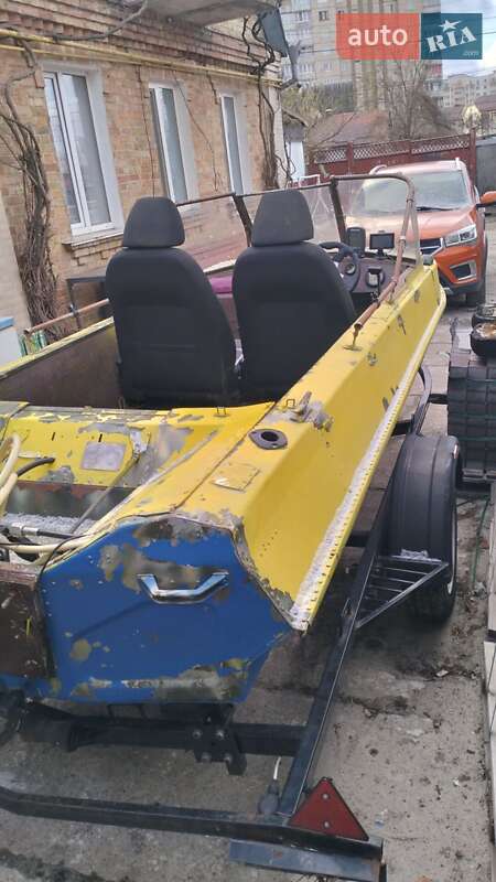 Човен Обь М 2020 в Києві