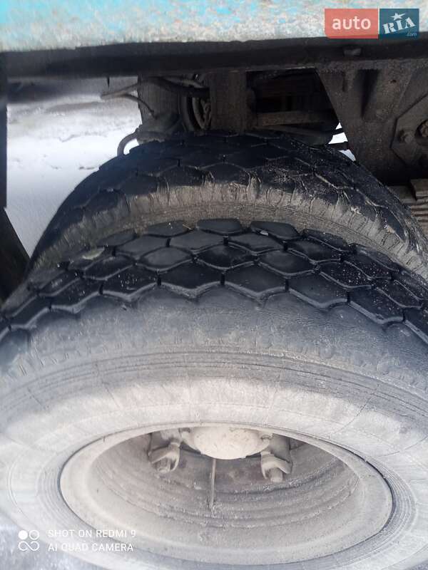 Зерновоз - полуприцеп ОДАЗ 9370 1991 в Тростянце