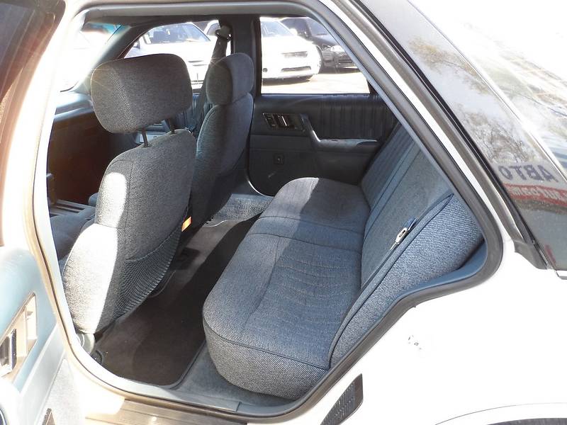 Седан Oldsmobile Cutlass 1993 в Днепре