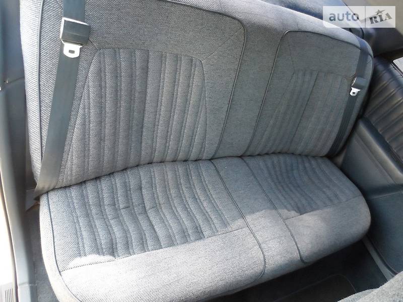 Седан Oldsmobile Cutlass 1993 в Днепре