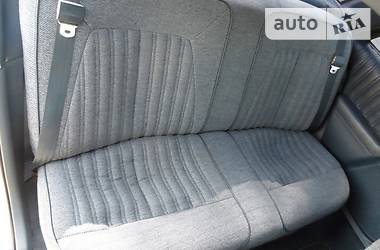 Седан Oldsmobile Cutlass 1993 в 