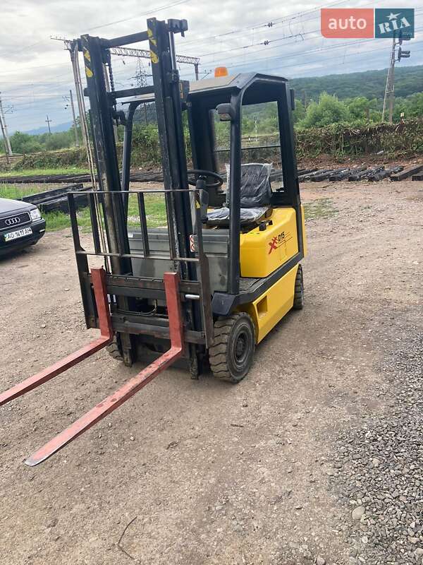 Вилочный погрузчик OM-Fiat EU3 2007 в Ужгороде фото 3 Вилочный погрузчик OM-Fiat EU3 2007 в Ужгороде